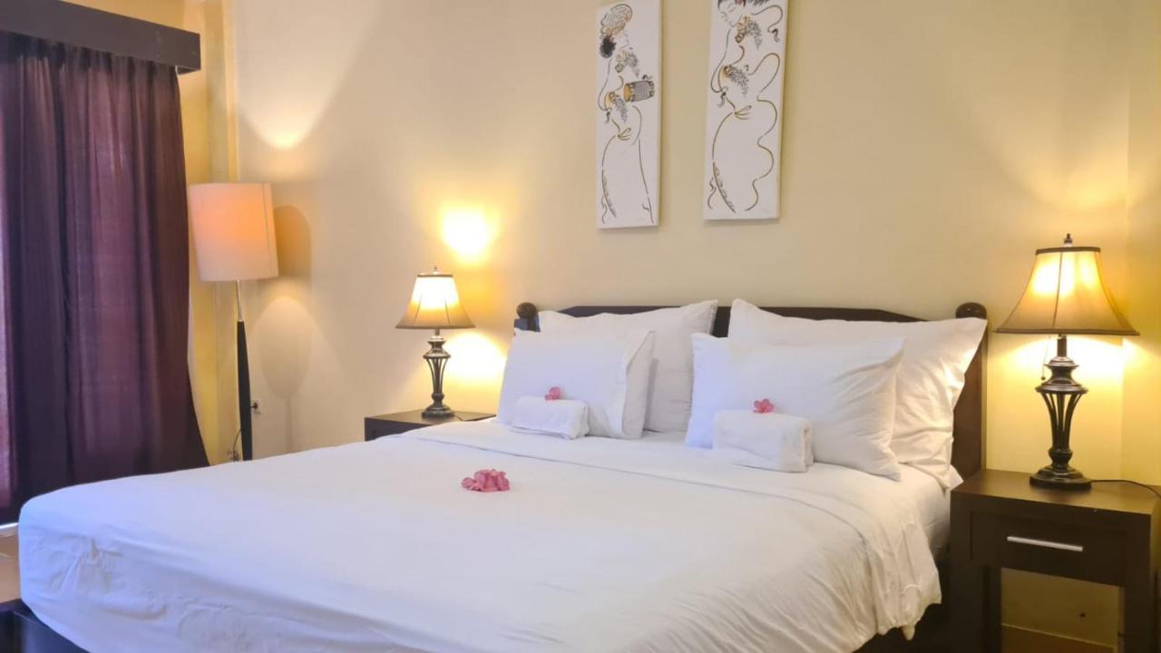 Dalia Budget Hotel Senggigi Buitenkant foto